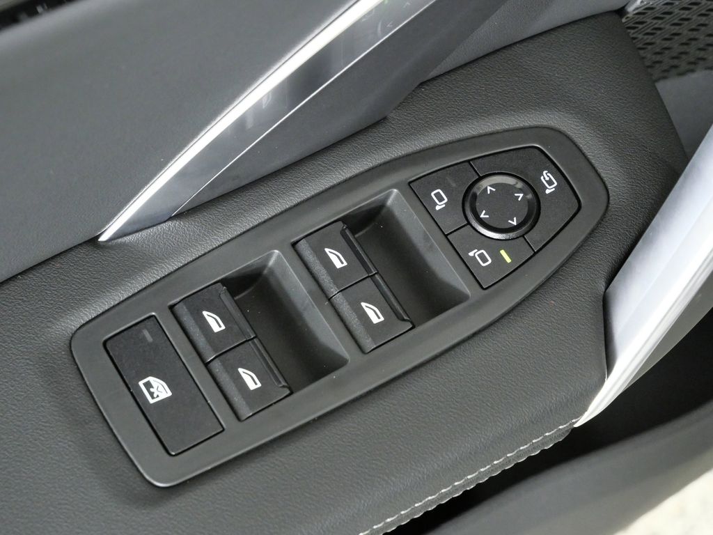 Thumbnail: 2026 BMW X1 - 34