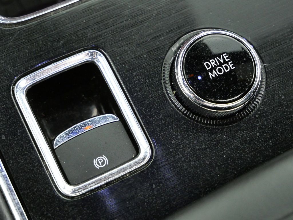 Thumbnail: 2023 Lincoln Aviator - 47