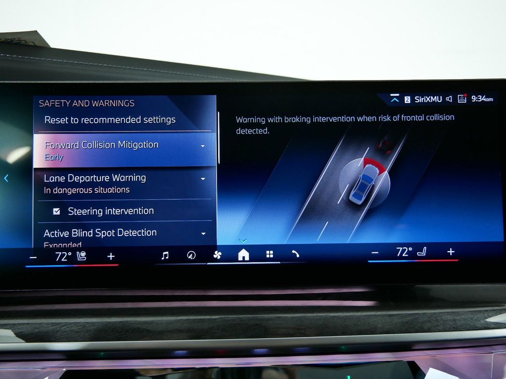 Thumbnail: 2024 BMW i7 - 41