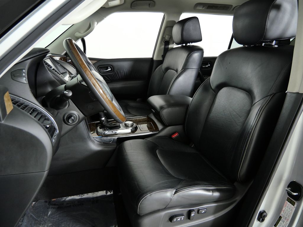 Thumbnail: 2015 INFINITI QX80 - 35