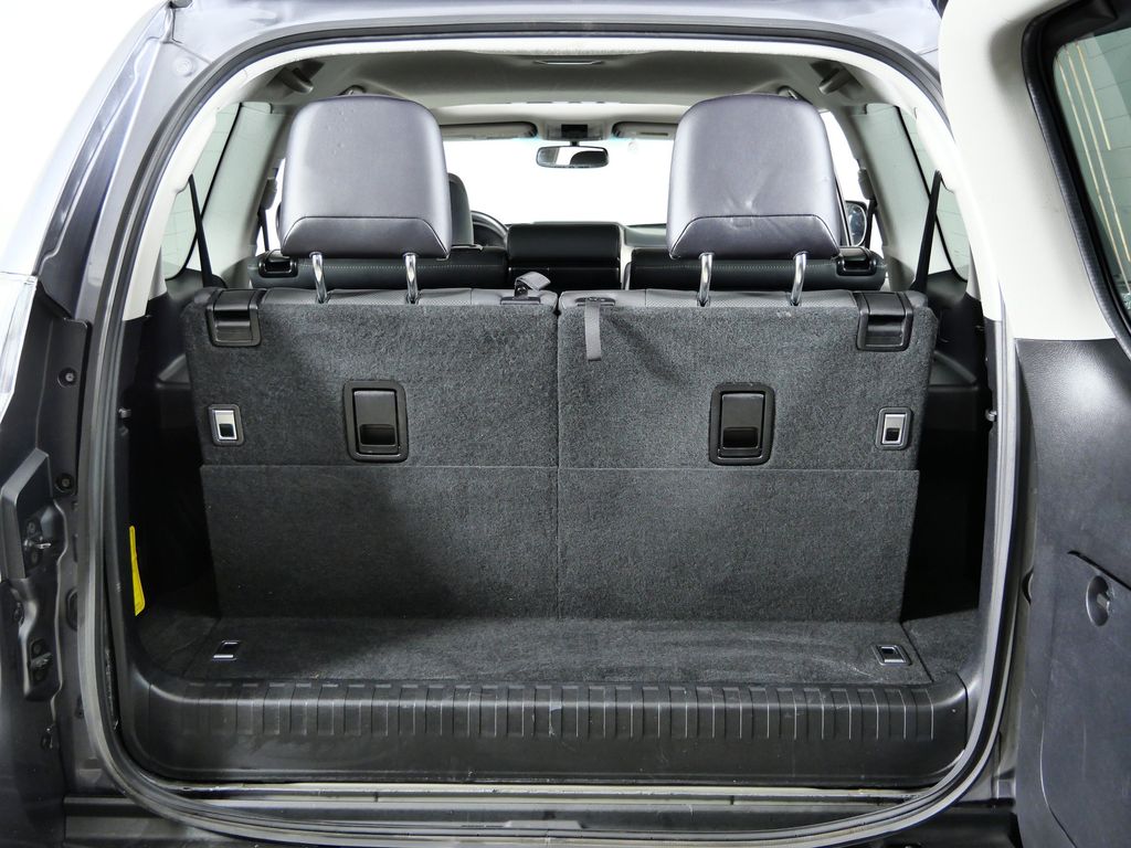 Thumbnail: 2018 Lexus GX - 26