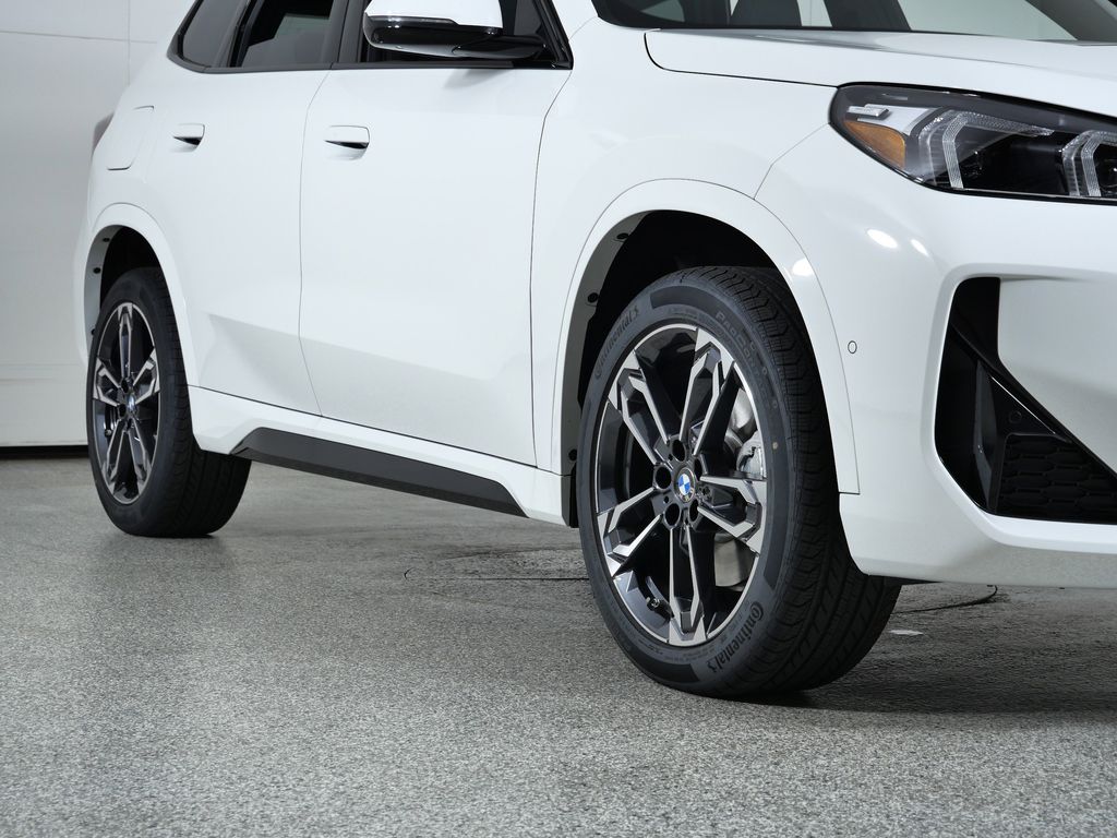 Thumbnail: 2026 BMW X1 - 6