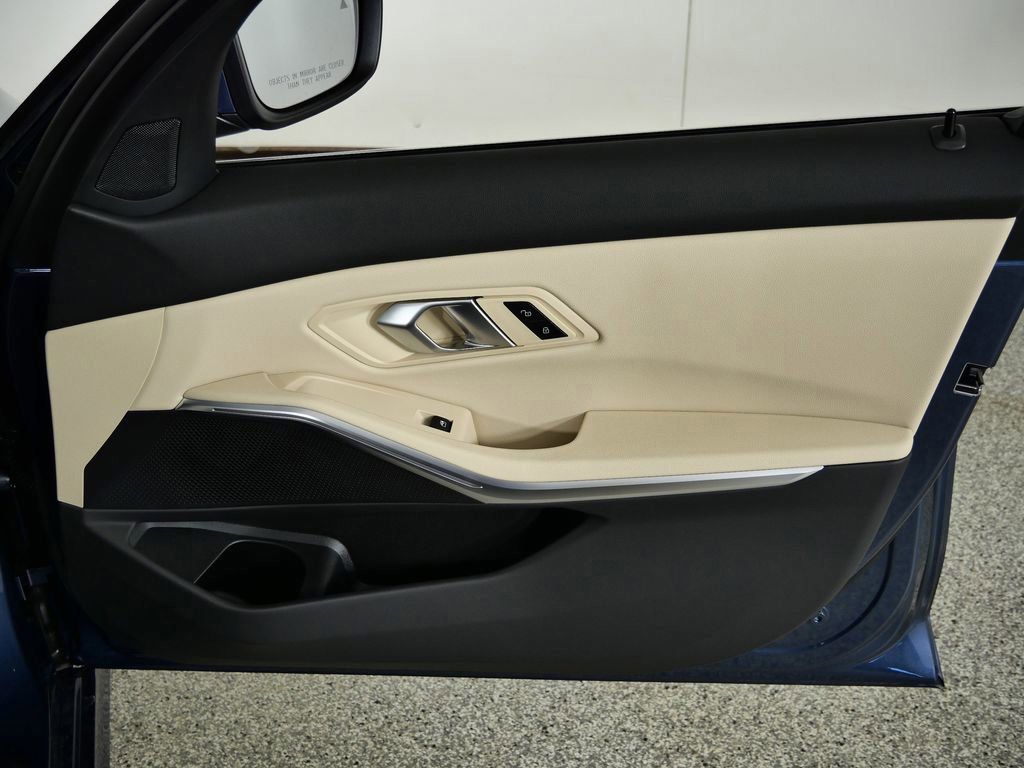 Thumbnail: 2026 BMW 3 Series - 20