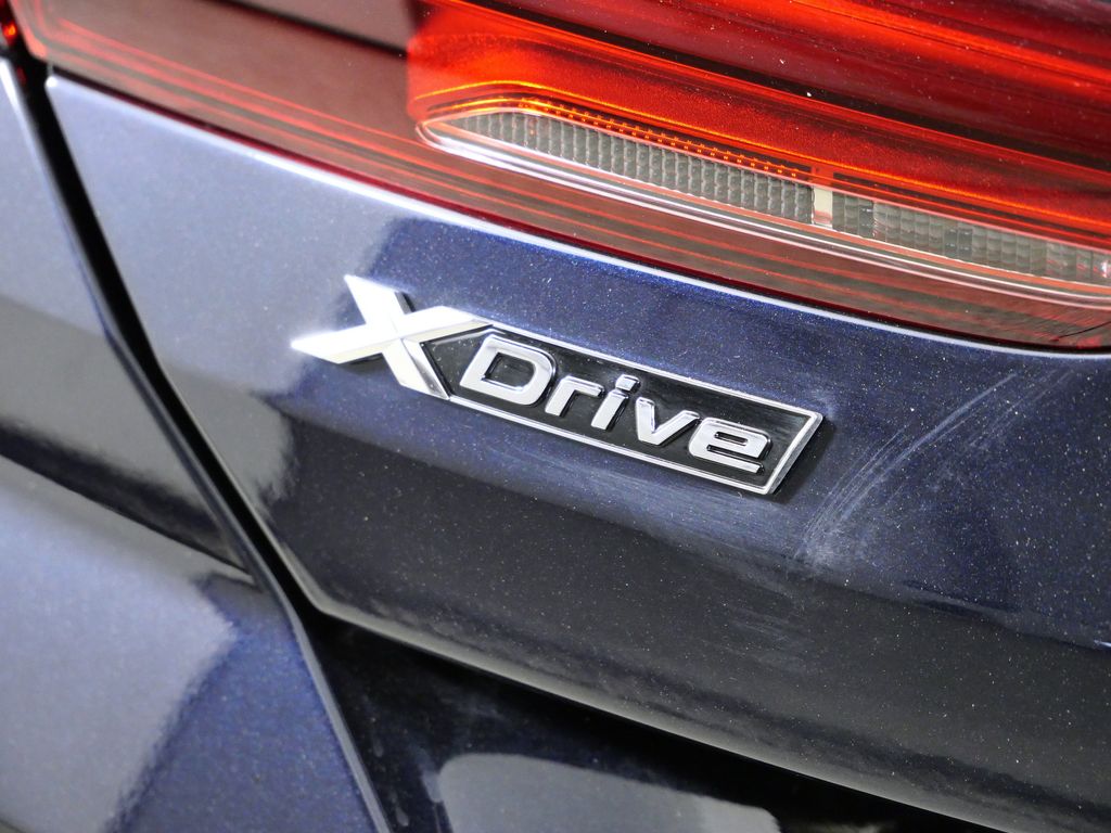 Thumbnail: 2026 BMW 8 Series - 13