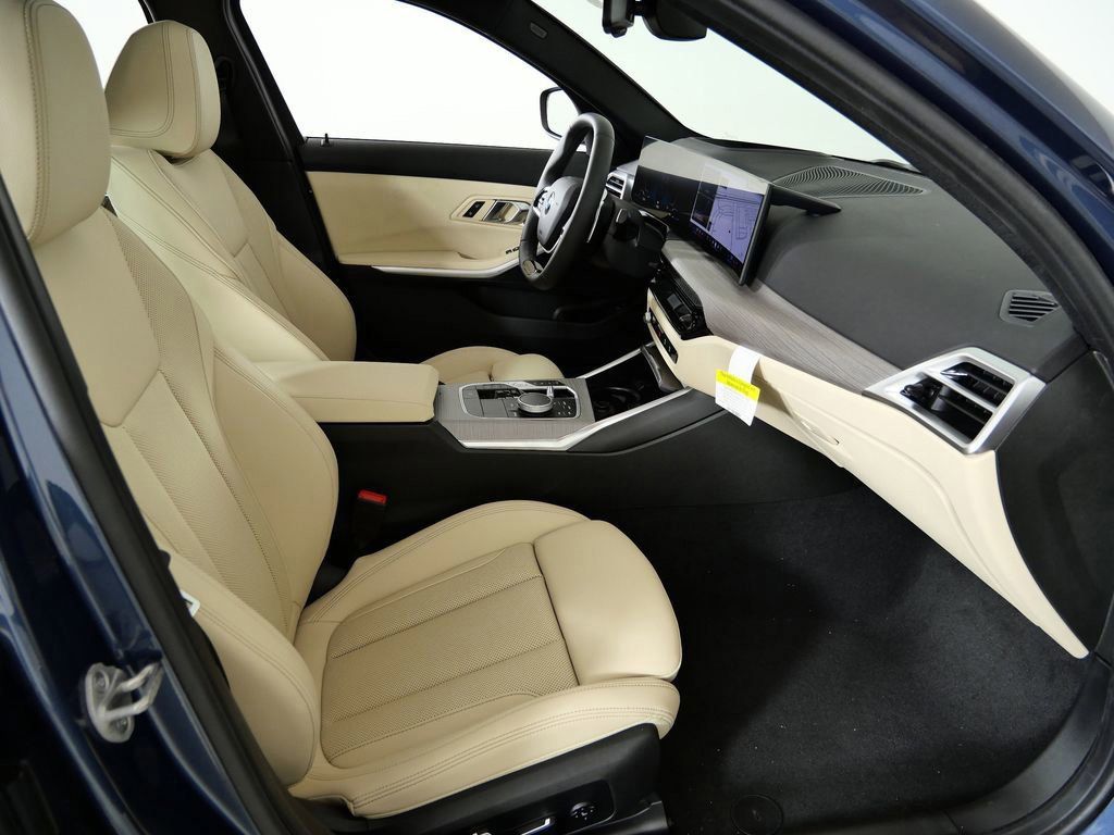 Thumbnail: 2026 BMW 3 Series - 21