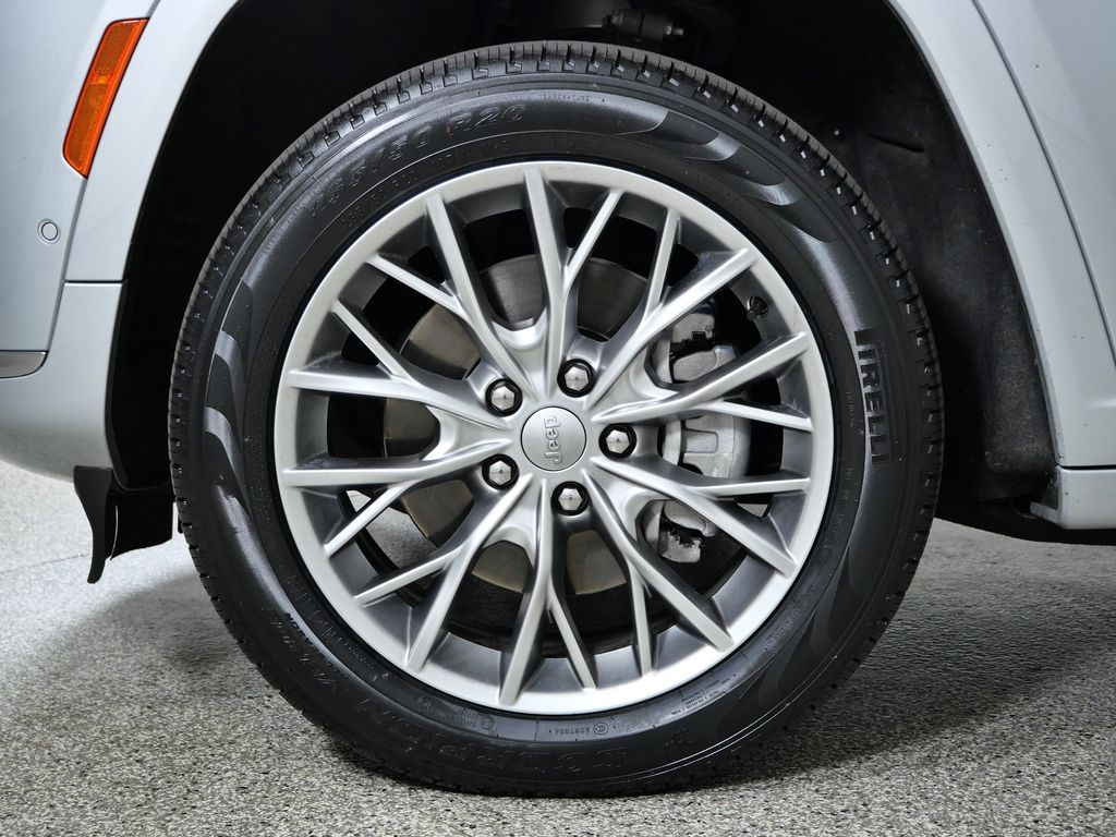 Thumbnail: 2023 Jeep Grand Cherokee L - 18