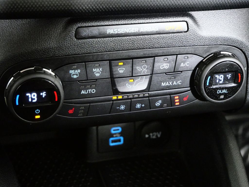 Thumbnail: 2021 Ford Bronco Sport - 43