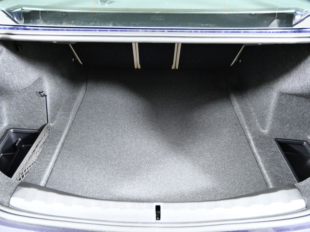 Thumbnail: 2026 BMW 3 Series - 27