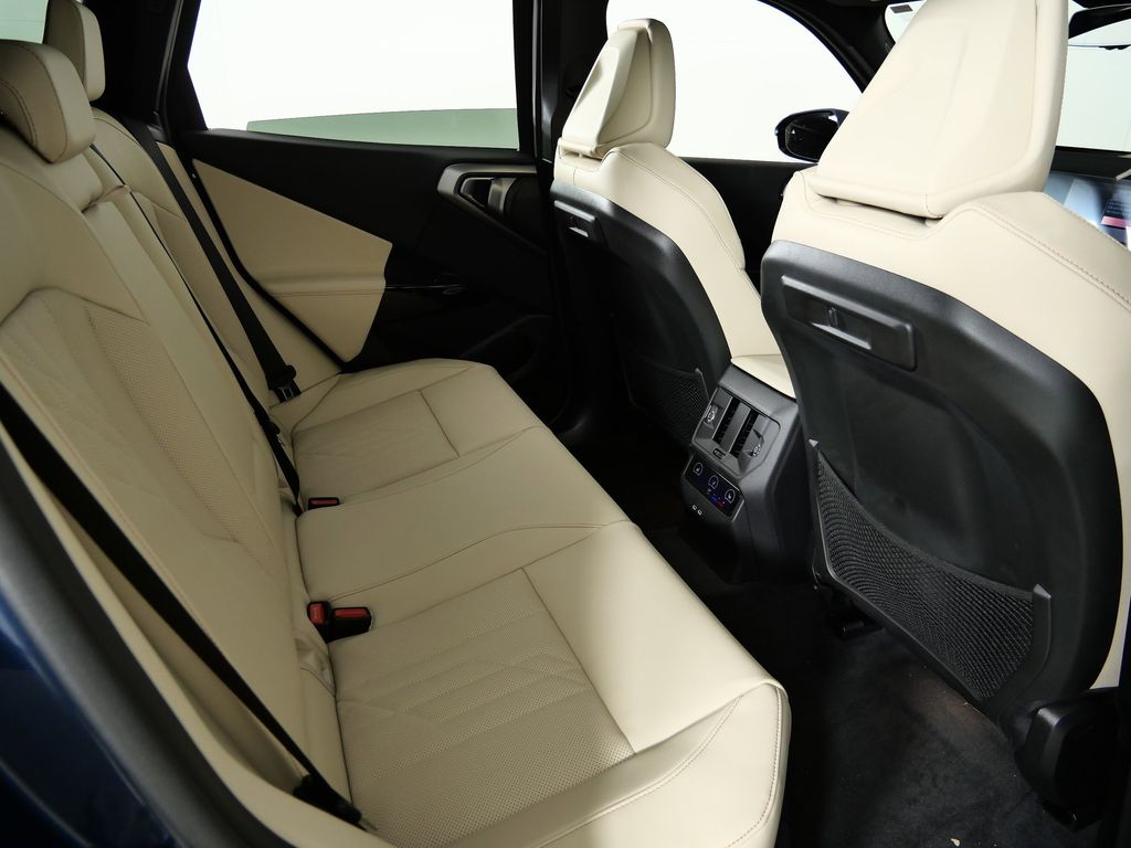 Thumbnail: 2026 BMW X3 - 25