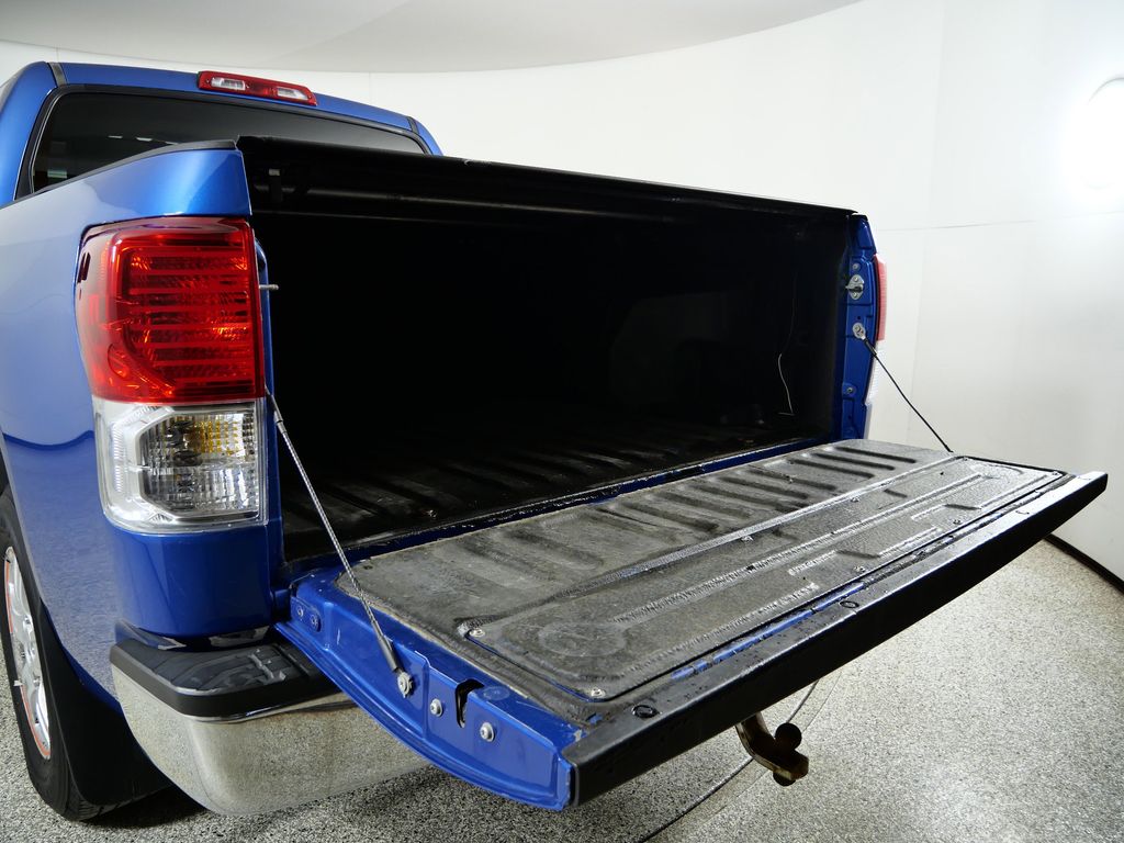 Thumbnail: 2008 Toyota Tundra - 28