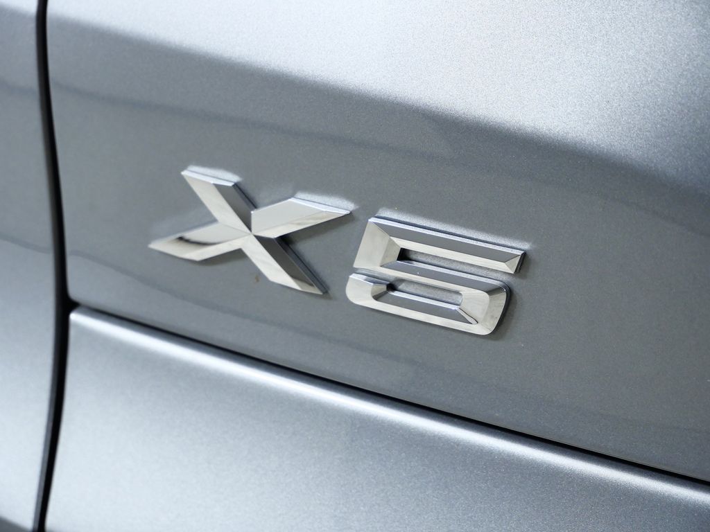 Thumbnail: 2025 BMW X5 - 16