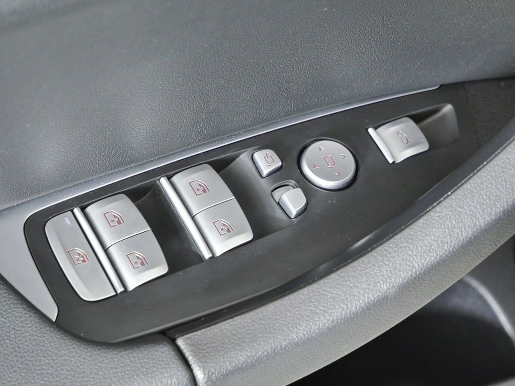 Thumbnail: 2020 BMW X3 - 36