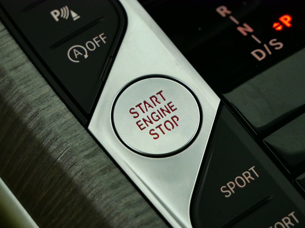 Thumbnail: 2026 BMW 4 Series - 45