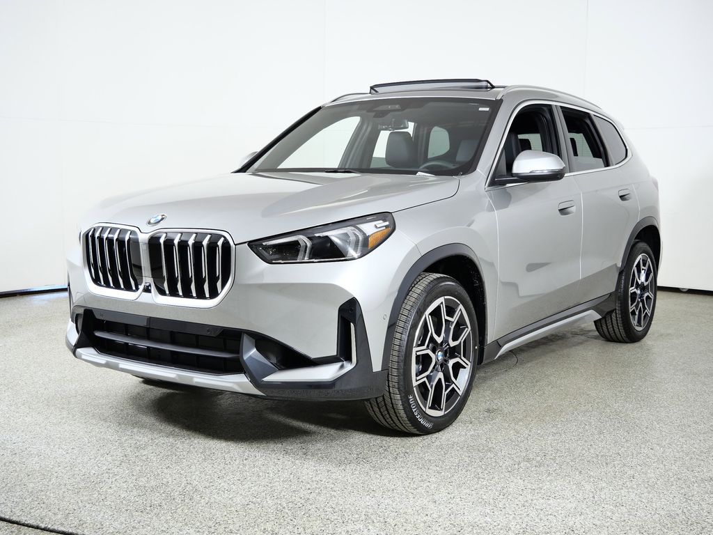 Thumbnail: 2026 BMW X1 - 1
