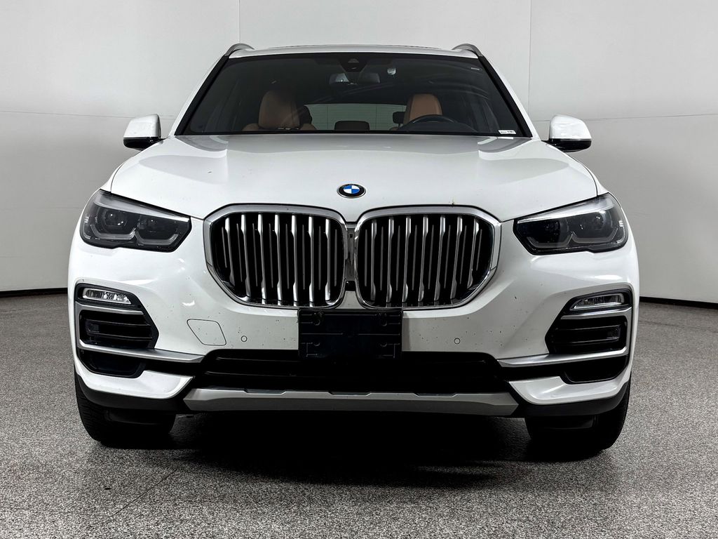 Thumbnail: 2021 BMW X5 - 3