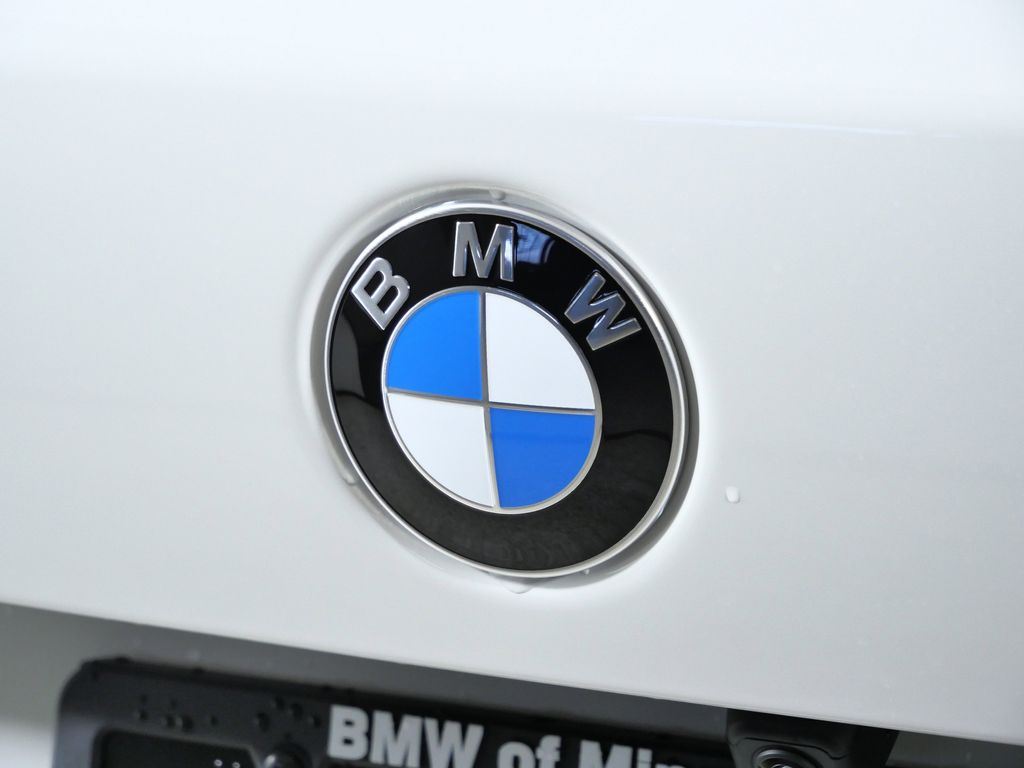 Thumbnail: 2026 BMW X5 - 11