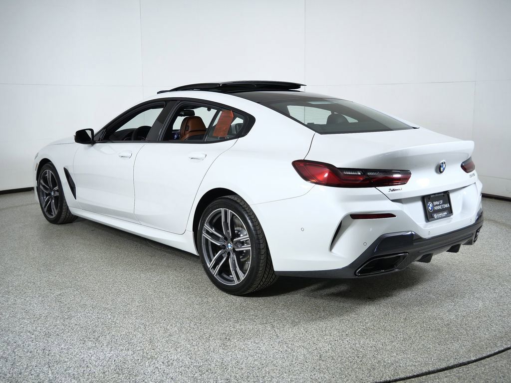 Thumbnail: 2026 BMW 8 Series - 16
