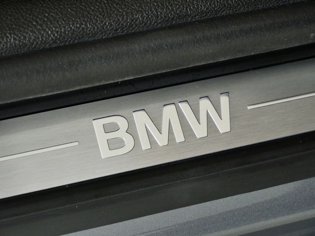 Thumbnail: 2026 BMW 3 Series - 23