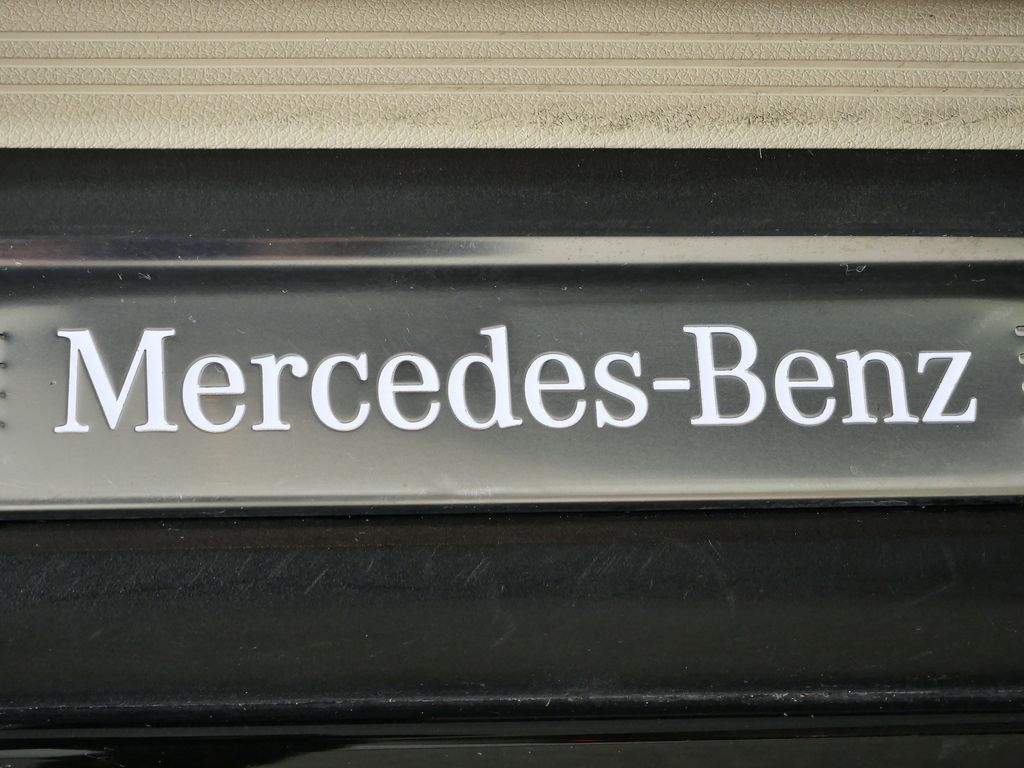 Thumbnail: 2018 Mercedes-Benz C-Class - 24