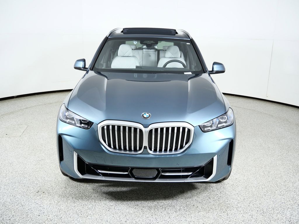 Thumbnail: 2026 BMW X5 - 16