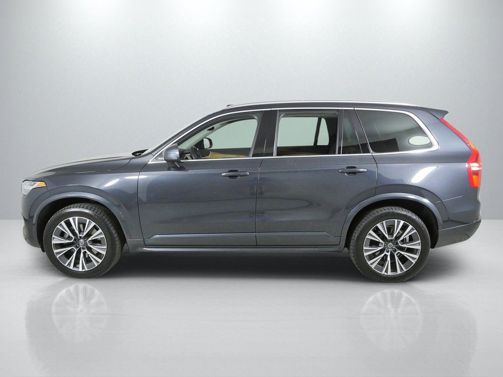 Thumbnail: 2021 Volvo XC90 - 16