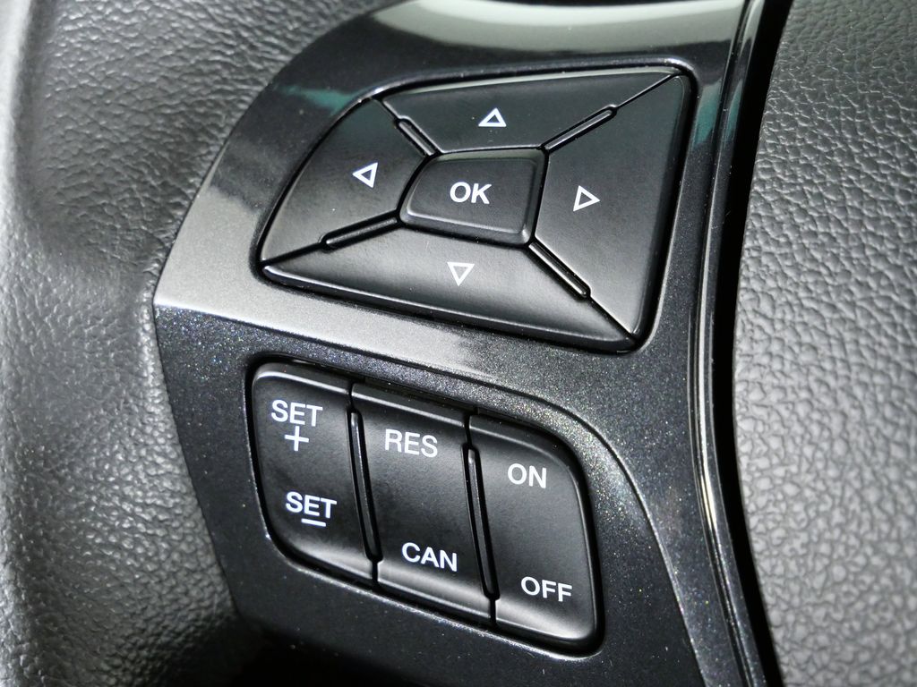 Thumbnail: 2016 Ford Explorer - 43