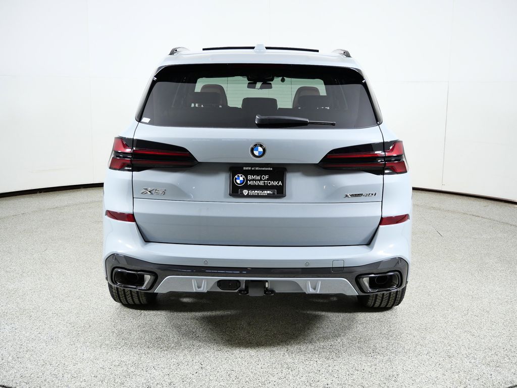 Thumbnail: 2026 BMW X5 - 10