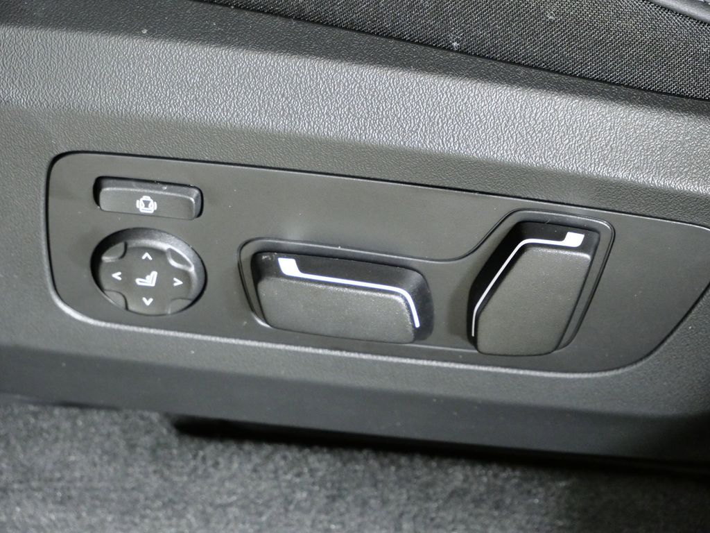 Thumbnail: 2026 BMW X3 - 39