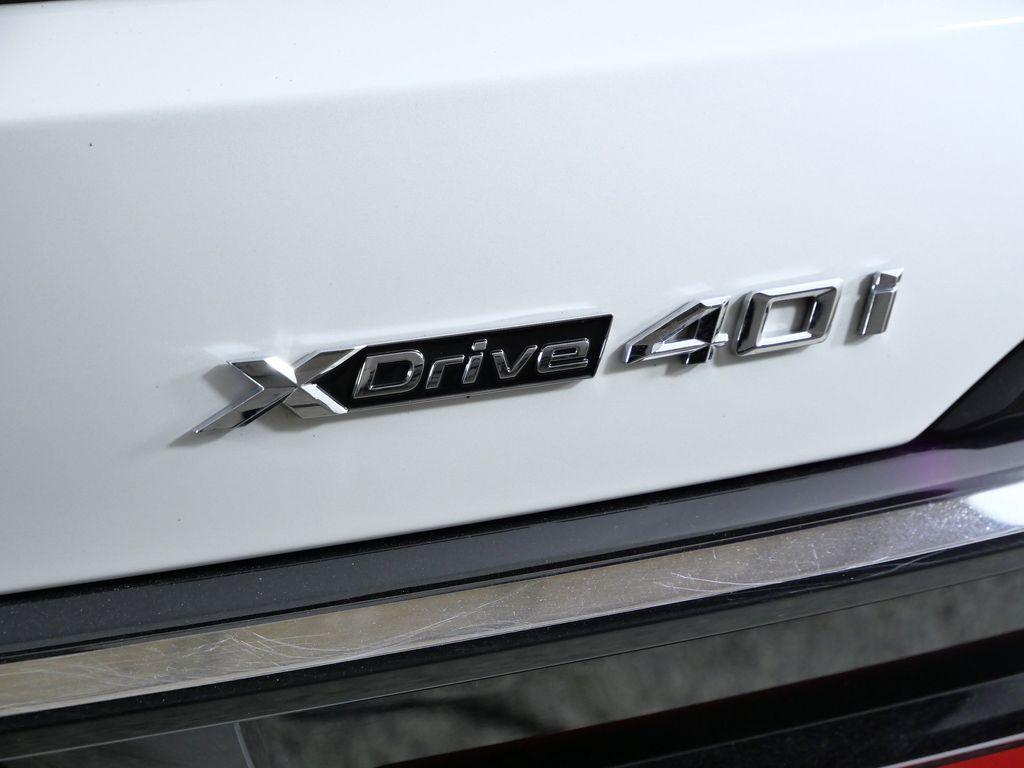 Thumbnail: 2024 BMW X7 - 15