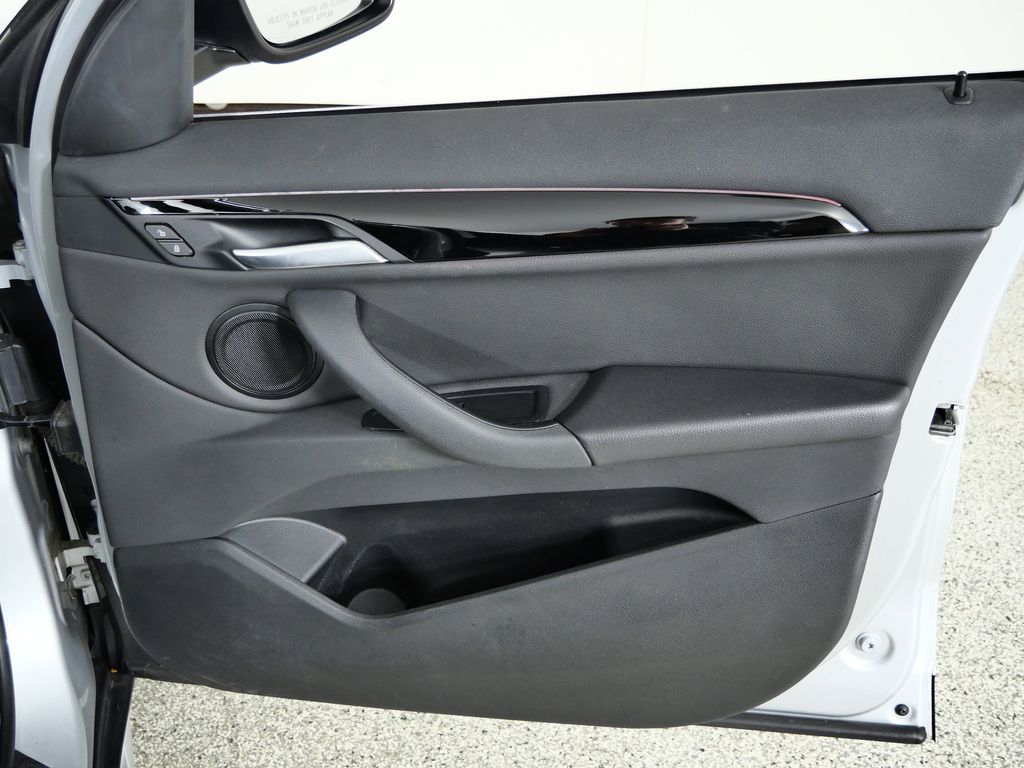 Thumbnail: 2021 BMW X1 - 20