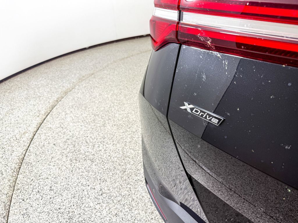 Thumbnail: 2025 BMW X3 - 15