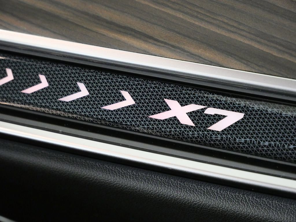 Thumbnail: 2026 BMW X7 - 26