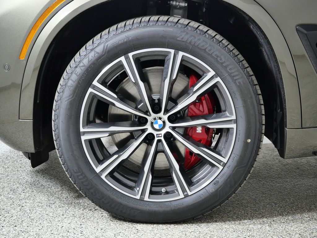 Thumbnail: 2026 BMW X5 - 17