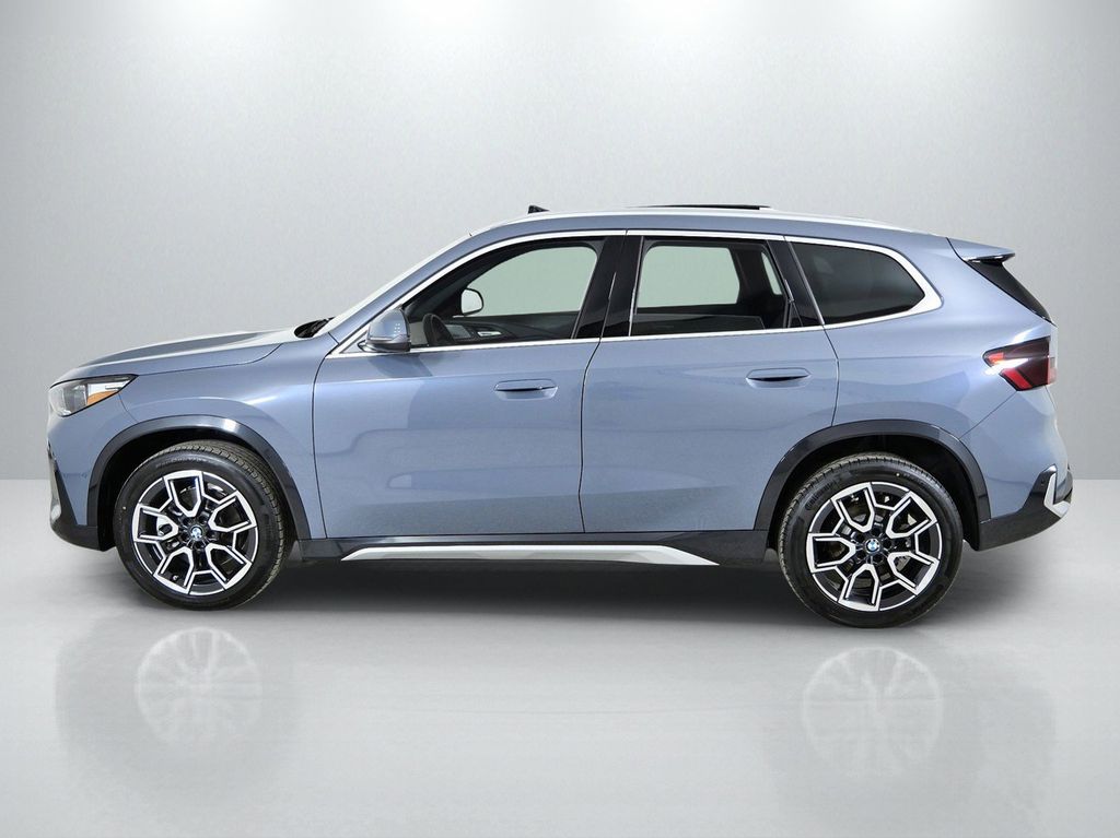 Thumbnail: 2026 BMW X1 - 15