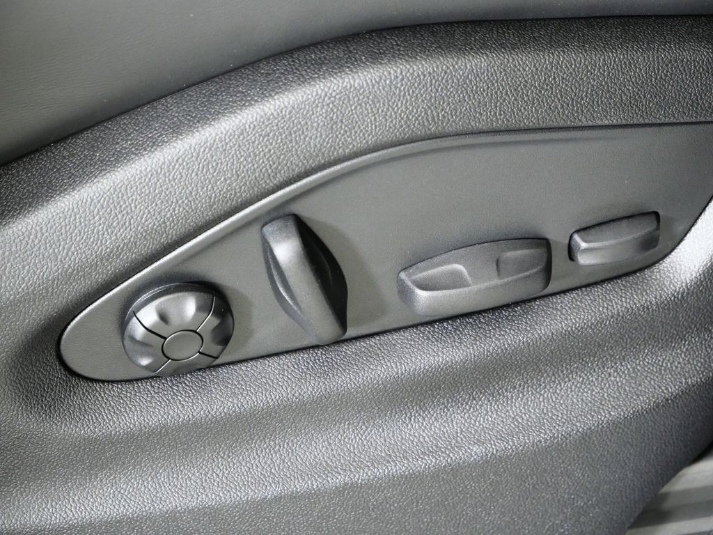 Thumbnail: 2024 Porsche Cayenne - 23