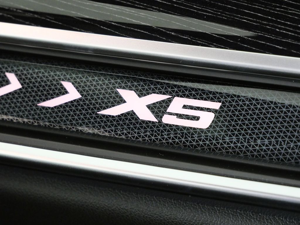 Thumbnail: 2026 BMW X5 - 24