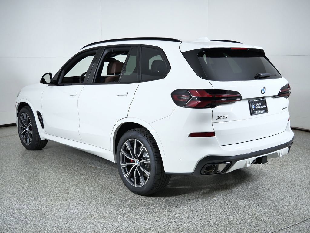 Thumbnail: 2026 BMW X5 - 16