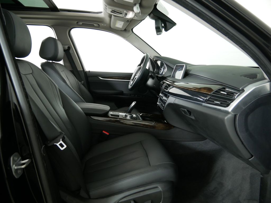 Thumbnail: 2016 BMW X5 - 21