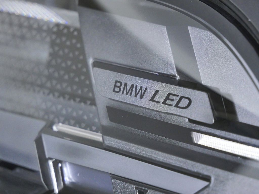 Thumbnail: 2026 BMW X5 - 4