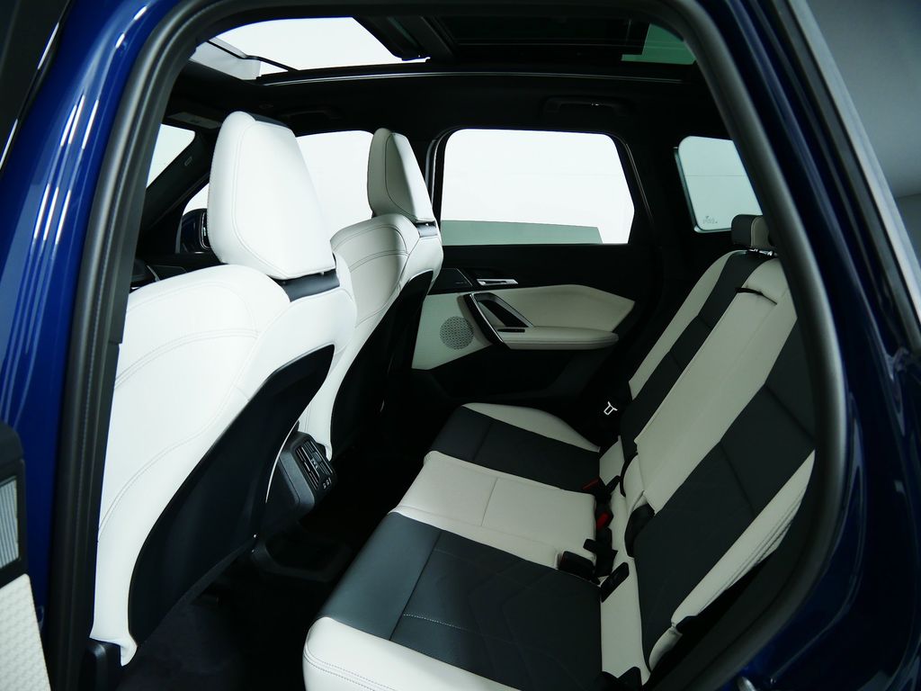 Thumbnail: 2026 BMW X1 - 26