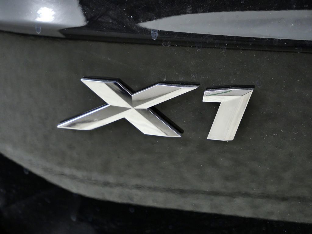 Thumbnail: 2026 BMW X1 - 15