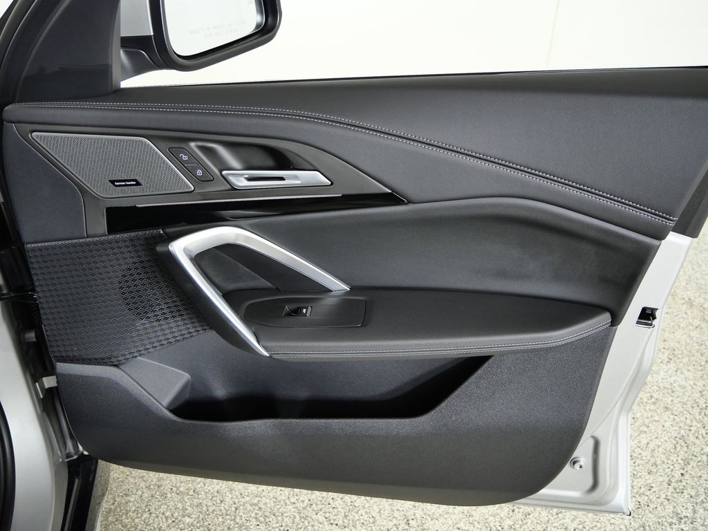 Thumbnail: 2026 BMW X1 - 19