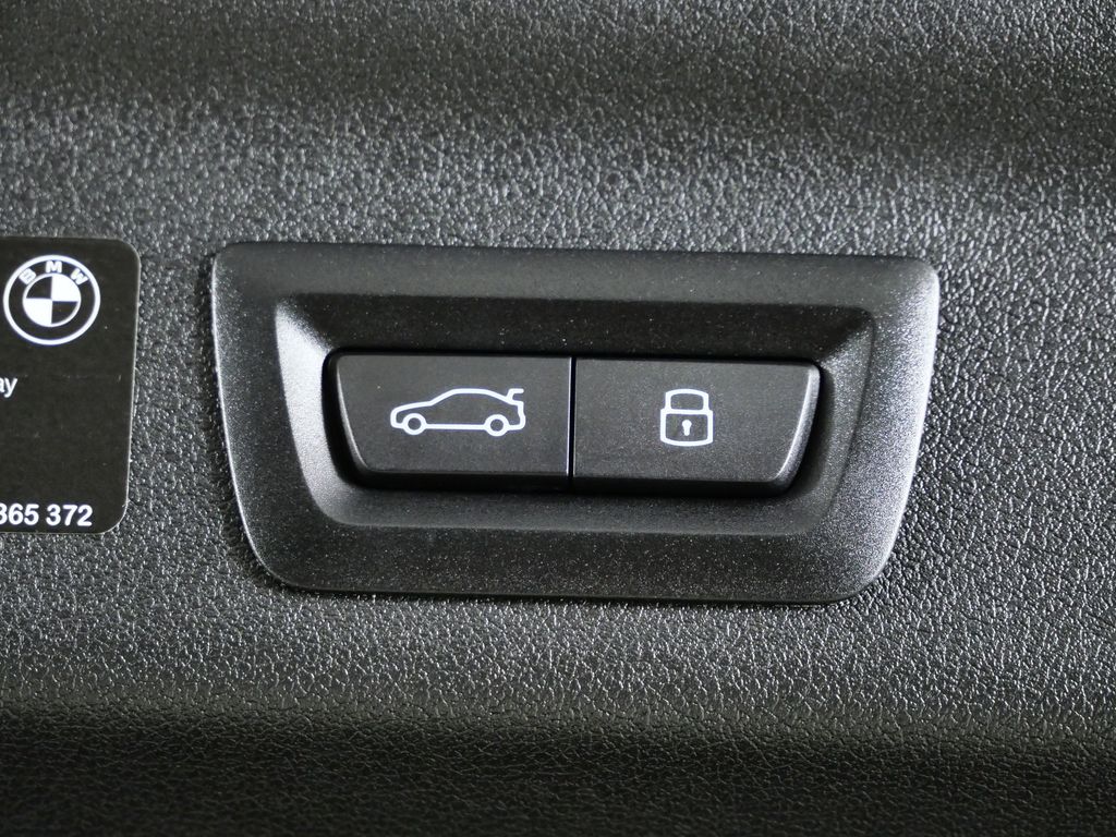 Thumbnail: 2025 BMW X1 - 32