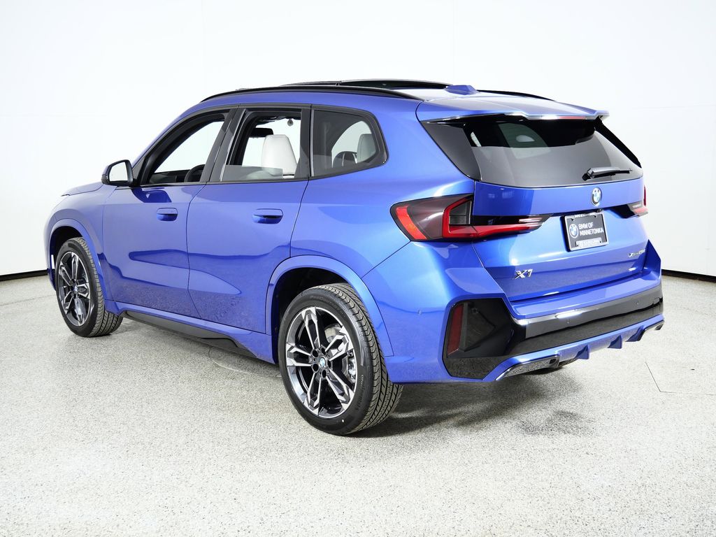 Thumbnail: 2026 BMW X1 - 14