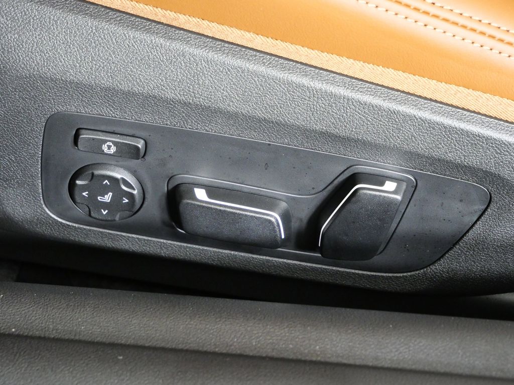 Thumbnail: 2026 BMW M4 - 34