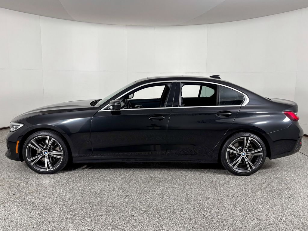 Thumbnail: 2021 BMW 3 Series - 6
