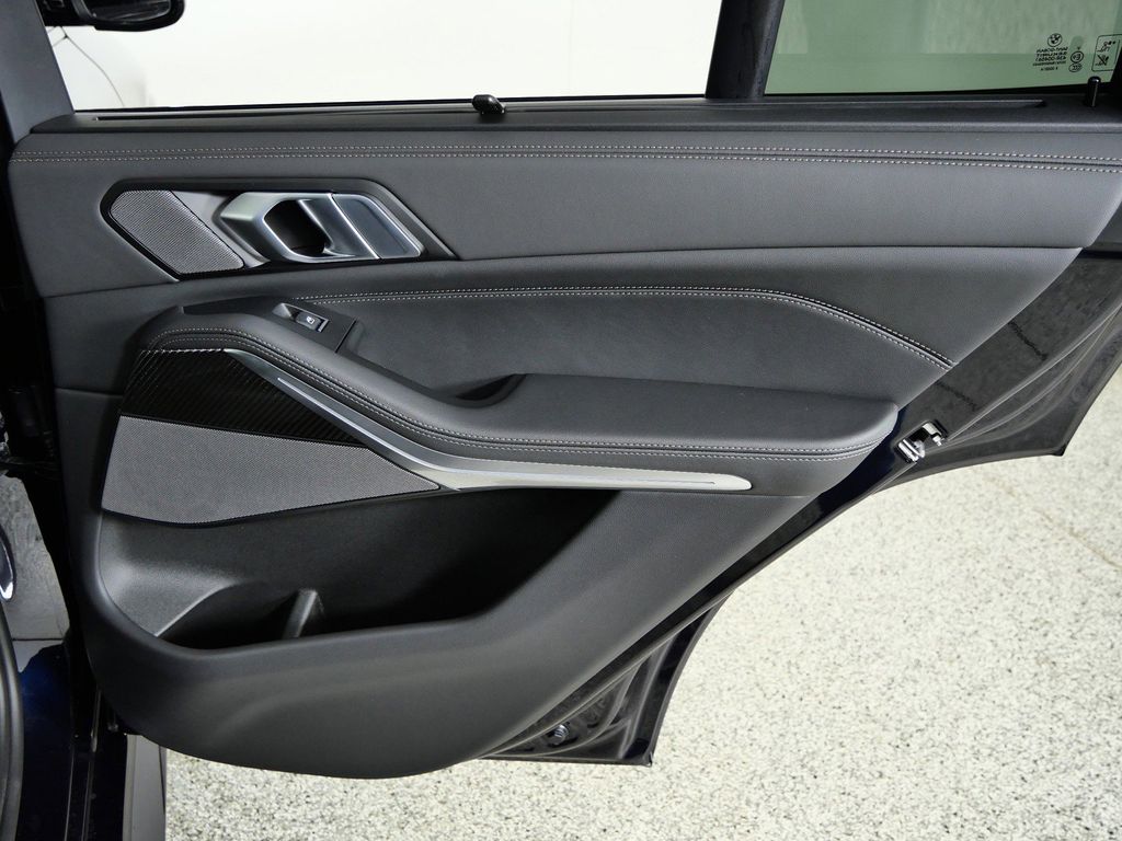 Thumbnail: 2026 BMW X5 - 25