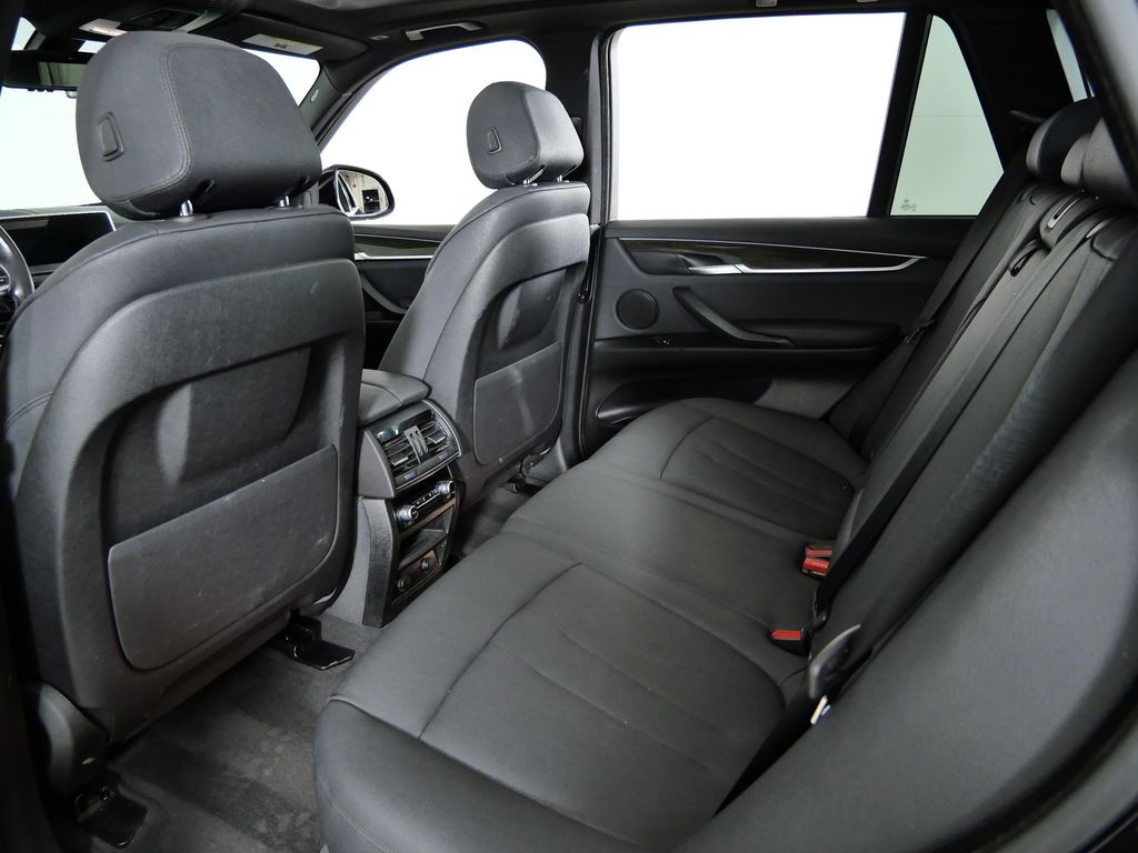 Thumbnail: 2018 BMW X5 - 32