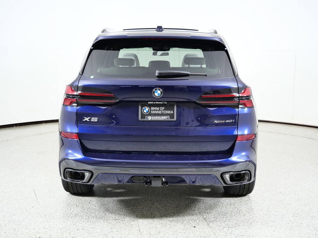 Thumbnail: 2026 BMW X5 - 12
