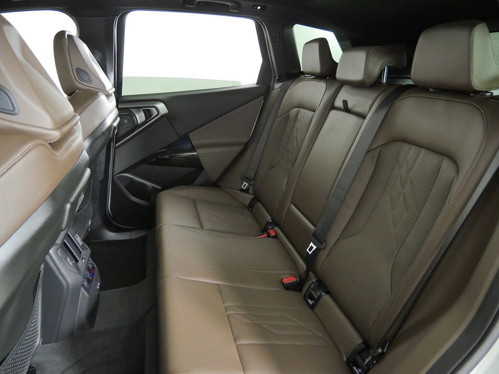 Thumbnail: 2026 BMW X3 - 32